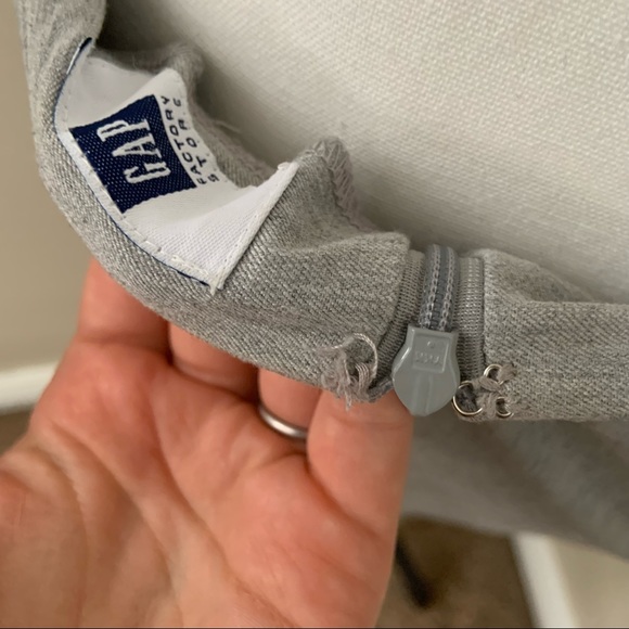 Gap Grey Gray Skirt with Belt Size 2 Y2K - Picture 5 of 9